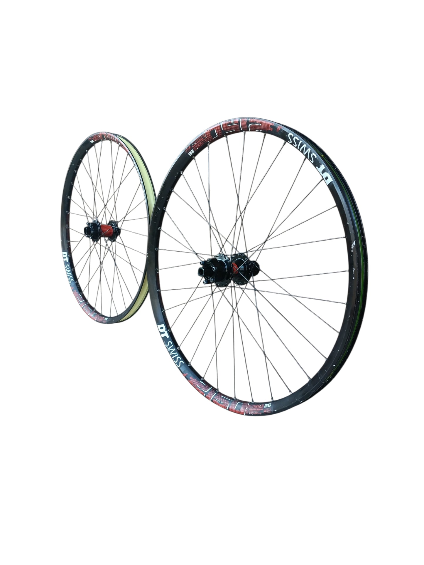 Par de Rodas DT Swiss FR2150 26" (Usado)