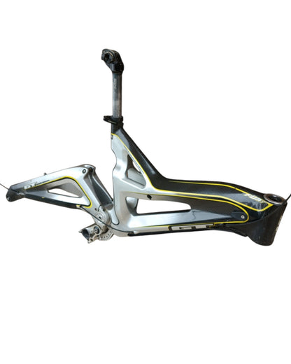 Quadro GT Fury Carbon 2012 26"/27.5" (Usado)