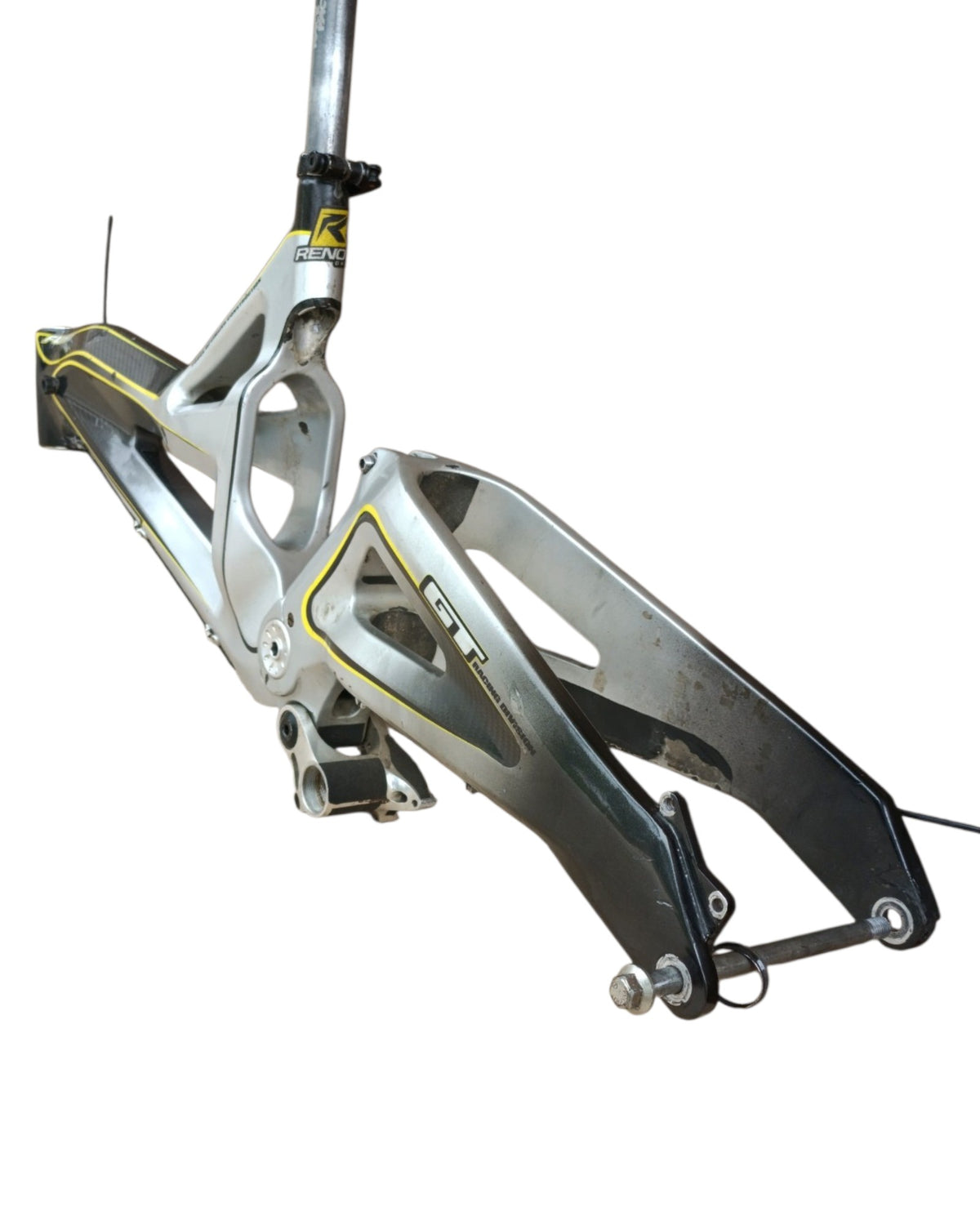 Quadro GT Fury Carbon 2012 26"/27.5" (Usado)