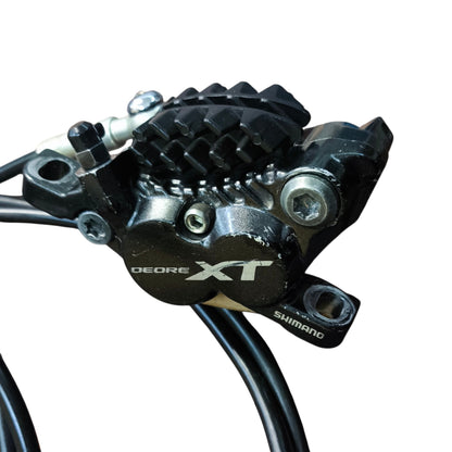 Par de freios Shimano Deore XT 4 pistões M-8020 (Usado)