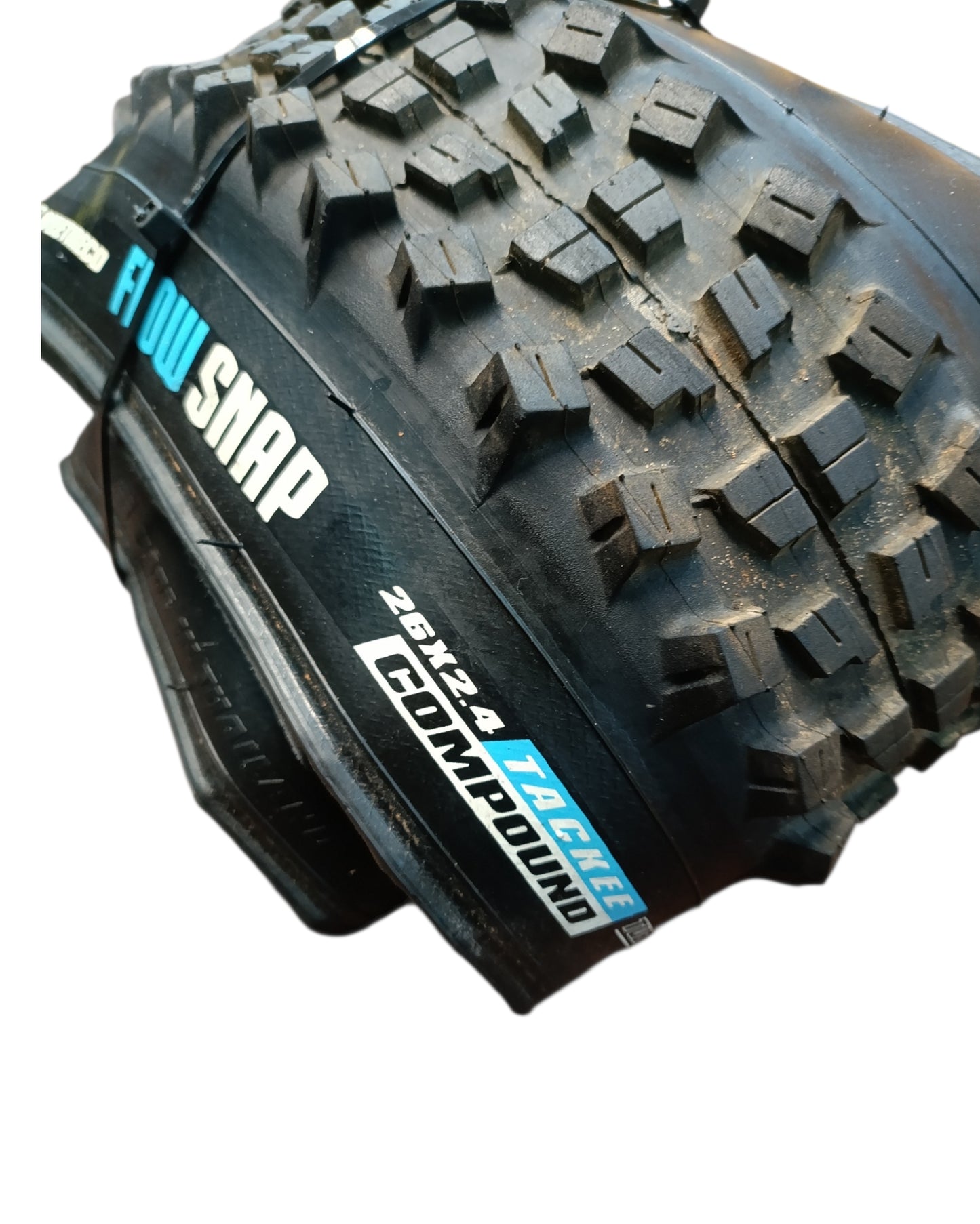 Pneu Vee Tire Flow Snap 26x2.40 (Semi-novo)