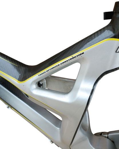 Quadro GT Fury Carbon 2012 26"/27.5" (Usado)
